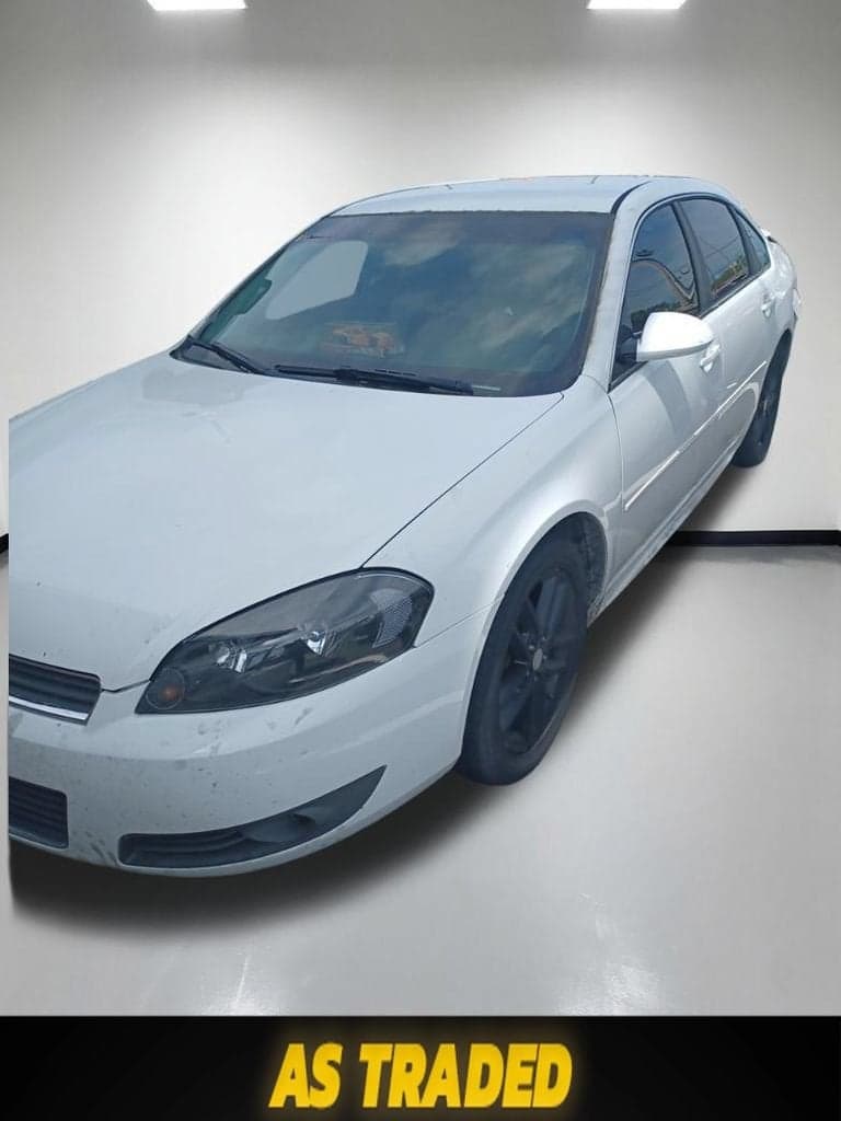 2010 Chevrolet Impala LT — photo 1 of 4