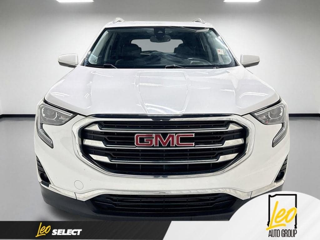 2020 GMC Terrain SLT — photo 1 of 35