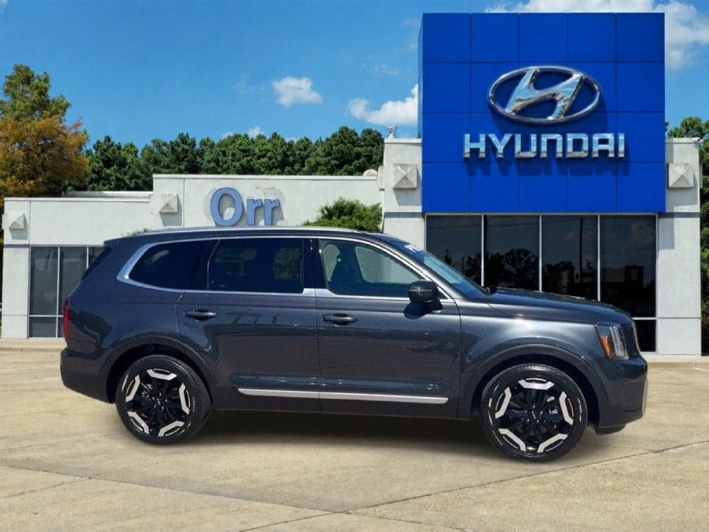 2024 Kia Telluride S — photo 1 of 5