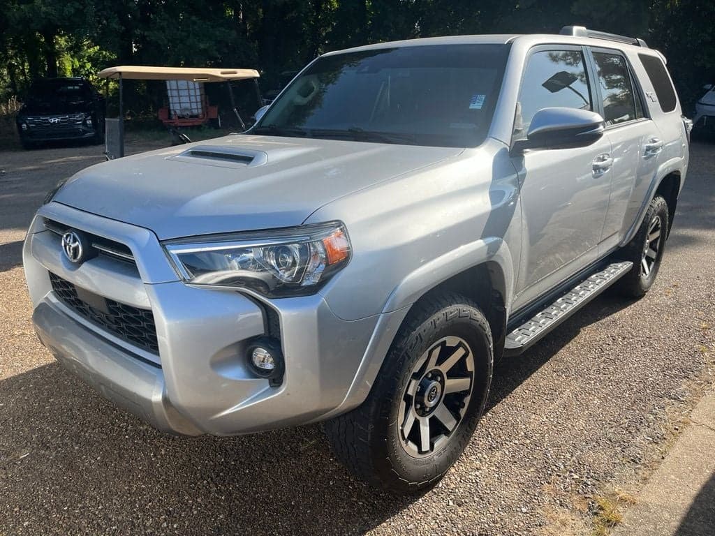 2021 Toyota 4Runner TRD Off-Road Premium — photo 1 of 8