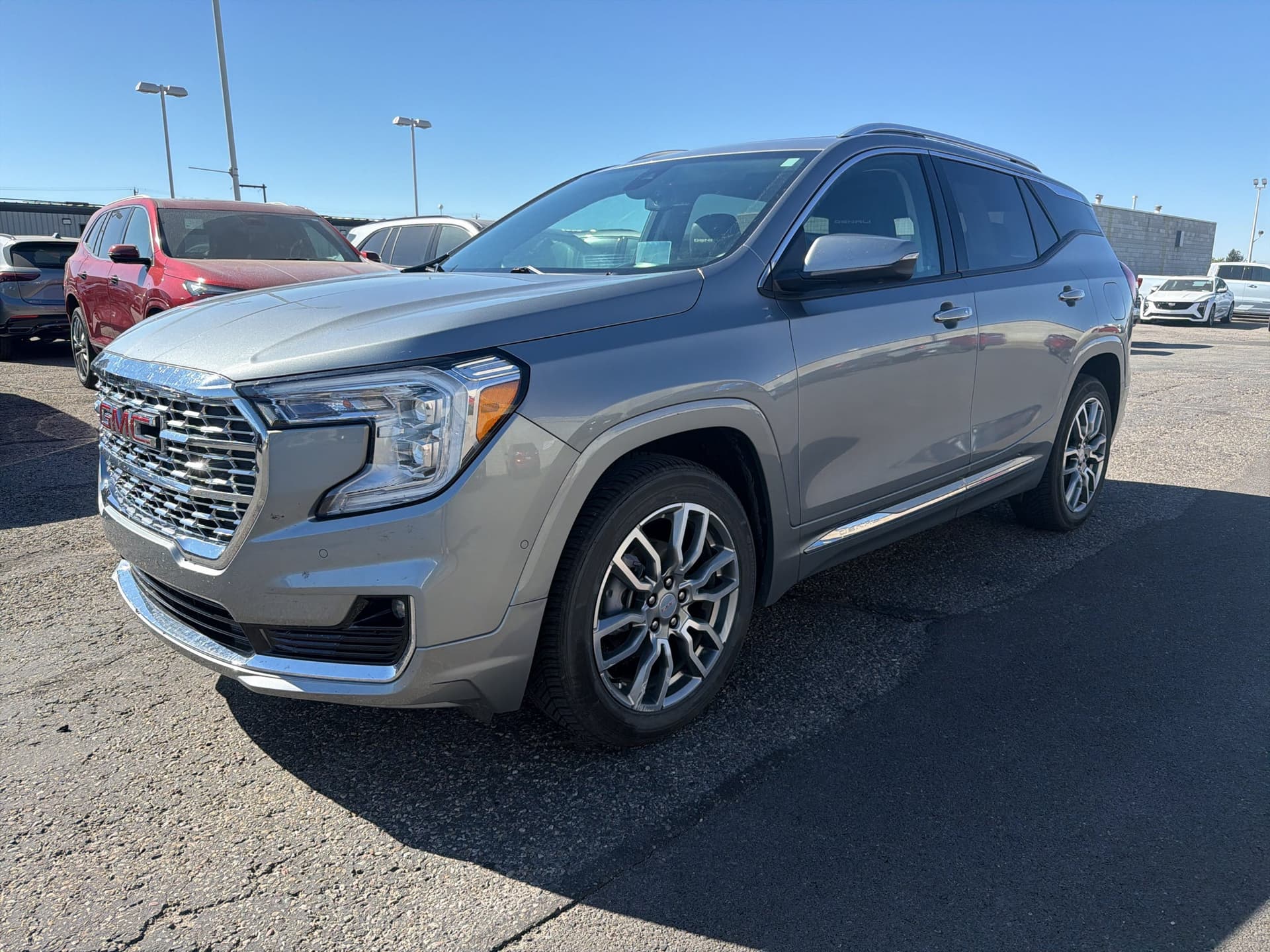 2023 GMC Terrain Denali — photo 1 of 5