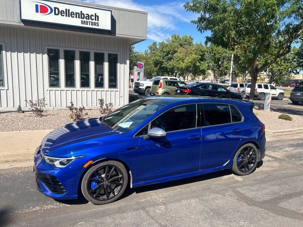 2024 Volkswagen Golf R Base — photo 1 of 4