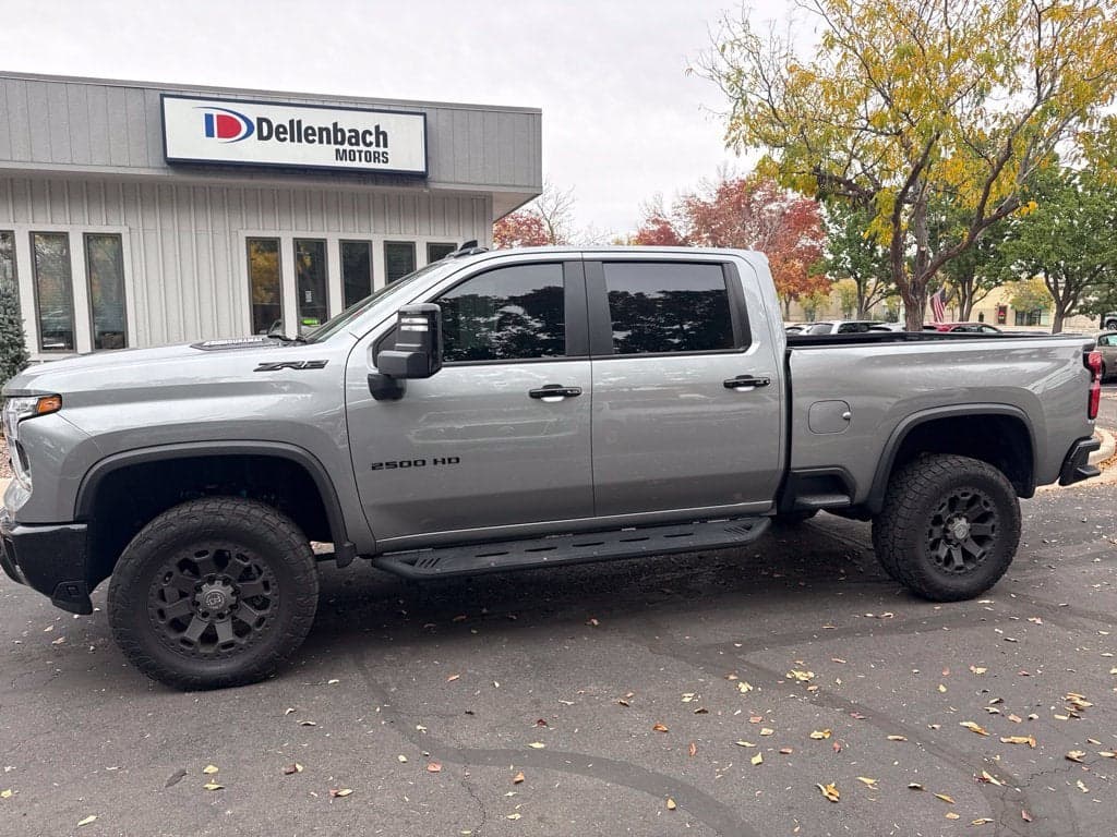2025 Chevrolet Silverado 2500HD ZR2 — photo 1 of 5