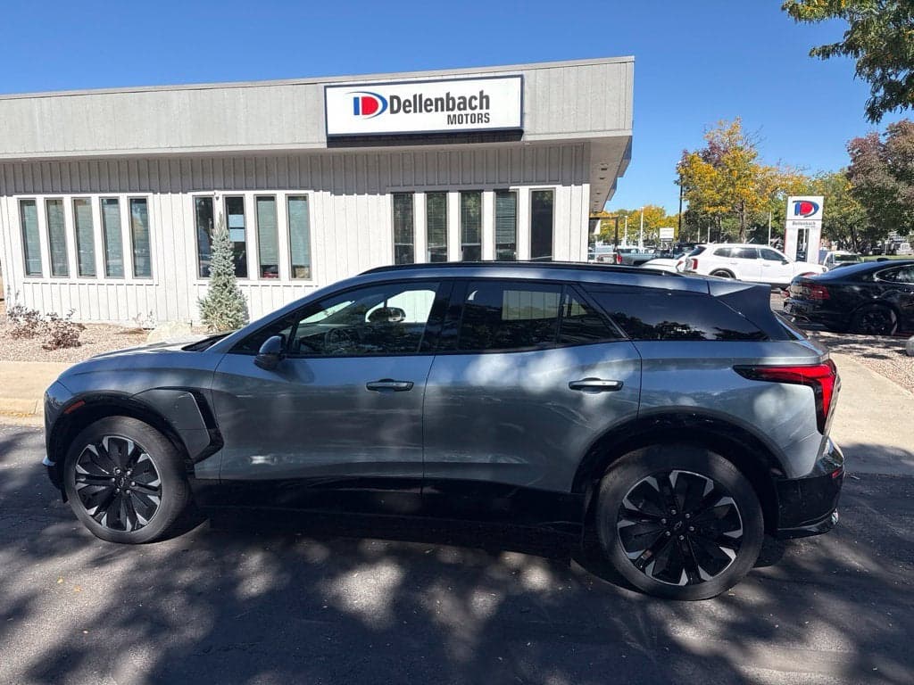 2024 Chevrolet Blazer EV Base — photo 1 of 5