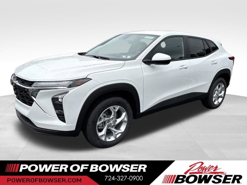2026 Chevrolet Trax LS — photo 1 of 5