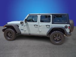 Extra Photo