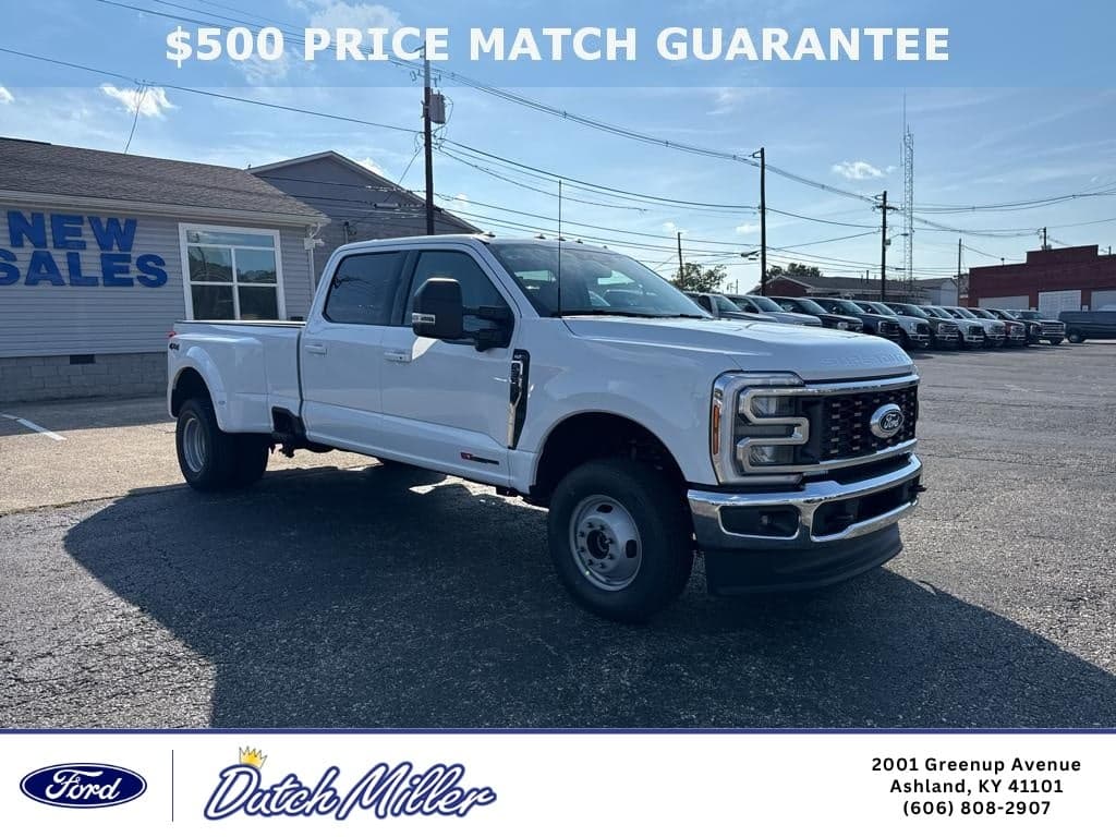 2027 Ford Super Duty F-350 DRW XLT — photo 1 of 5