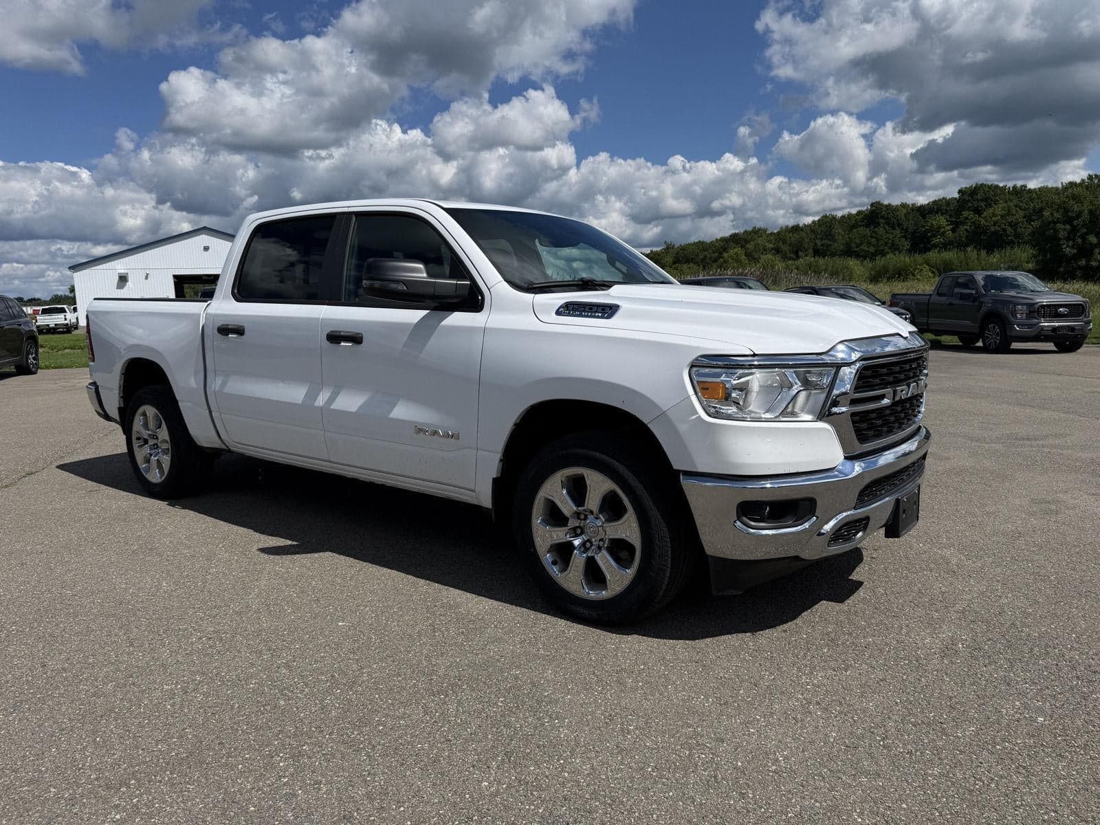2023 RAM 1500 Big Horn Crew Cab 4x4 5'7' Box — photo 1 of 9