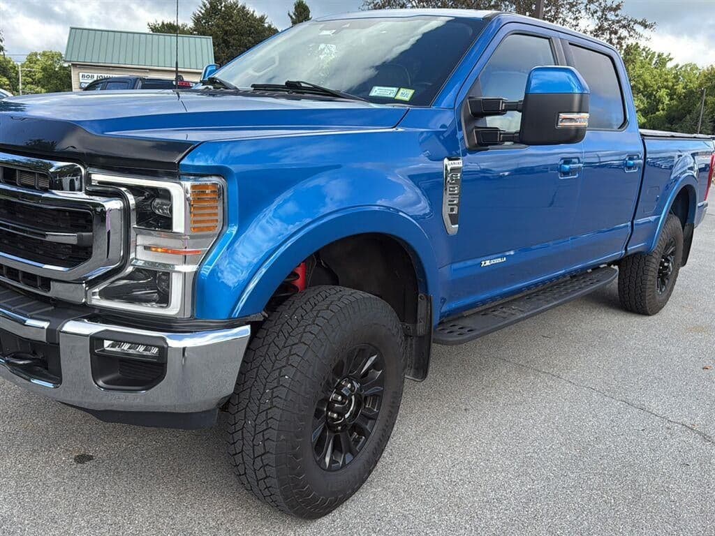2021 Ford Super Duty F-350 SRW LARIAT — photo 1 of 10