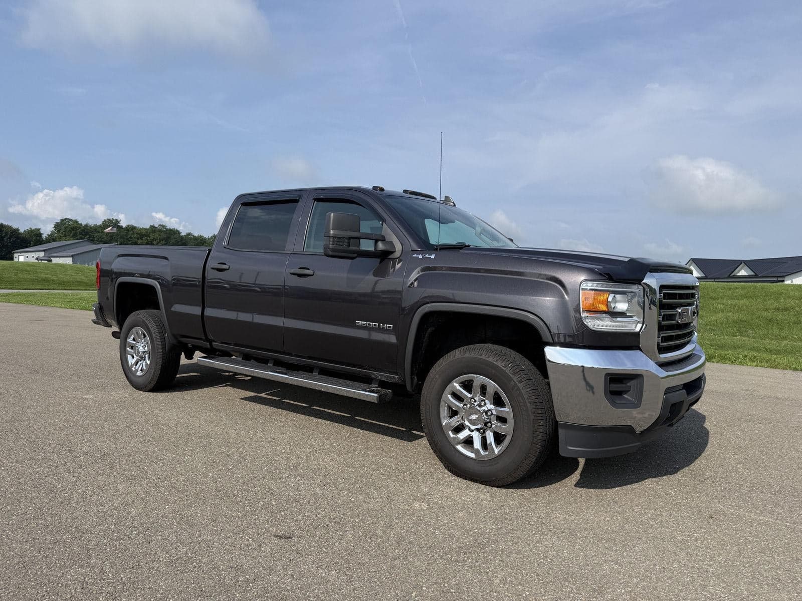 2016 GMC Sierra 3500HD 4WD Crew Cab 153.7' — photo 1 of 10