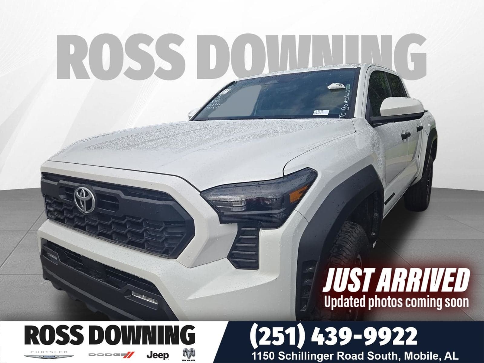 2025 Toyota Tacoma TRD Off-Road — photo 1 of 3