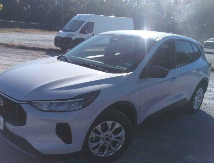 2025 Ford Escape Active — photo 1 of 10