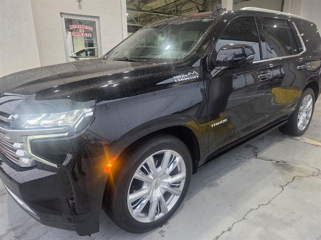 2024 Chevrolet Tahoe High Country — photo 1 of 7