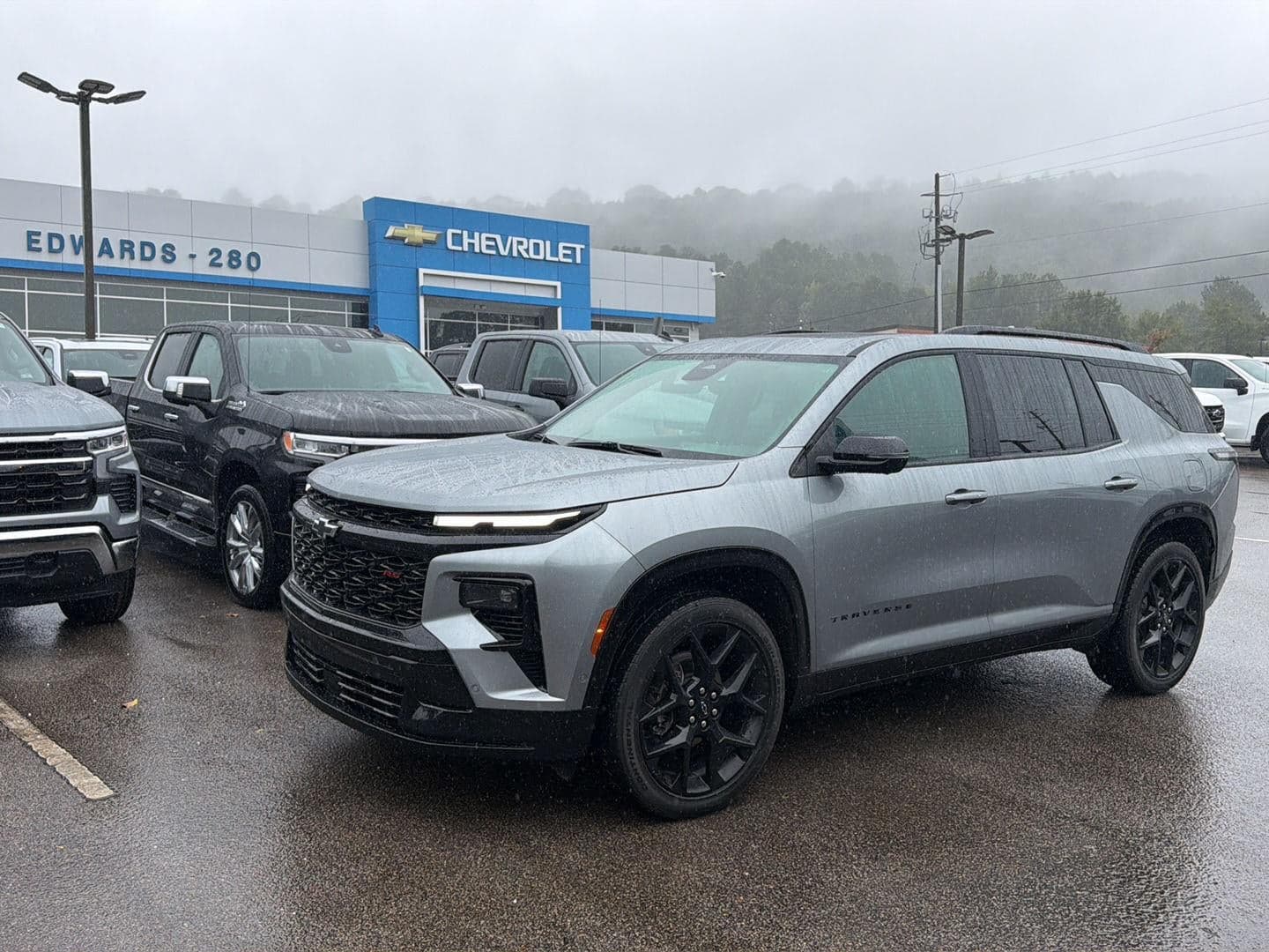 2024 Chevrolet Traverse Limited RS — photo 1 of 5