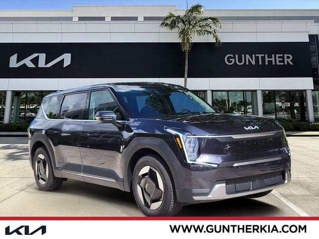 2026 Kia EV9 Light Long Range — photo 1 of 29