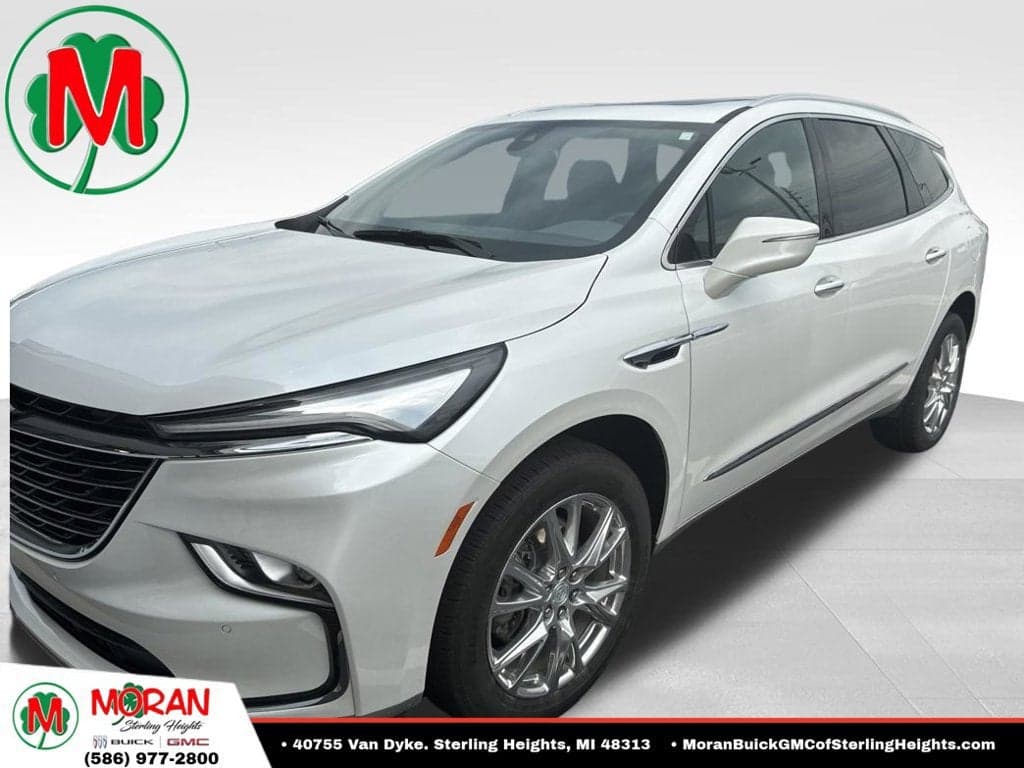 2022 Buick Enclave Essence — photo 1 of 35