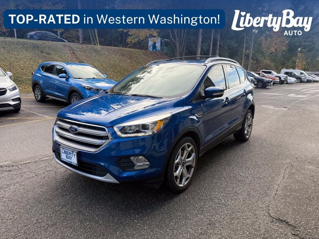 2017 Ford Escape Titanium — photo 1 of 5
