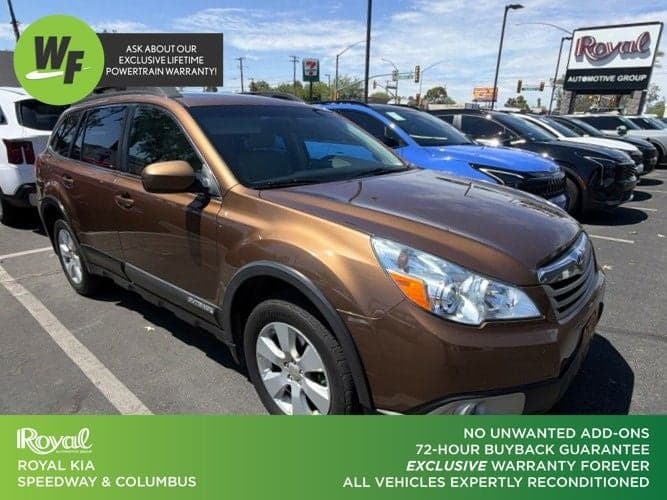 2011 Subaru Outback 2.5i Premium — photo 1 of 12