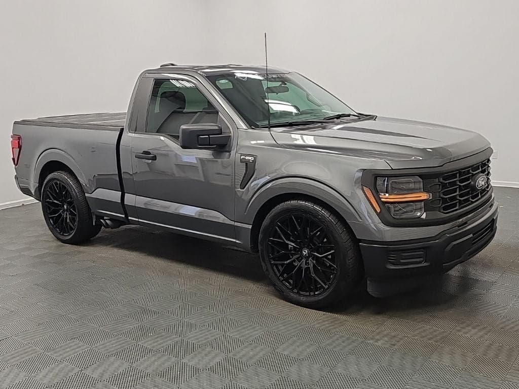 2024 Ford F-150 XL — photo 1 of 23