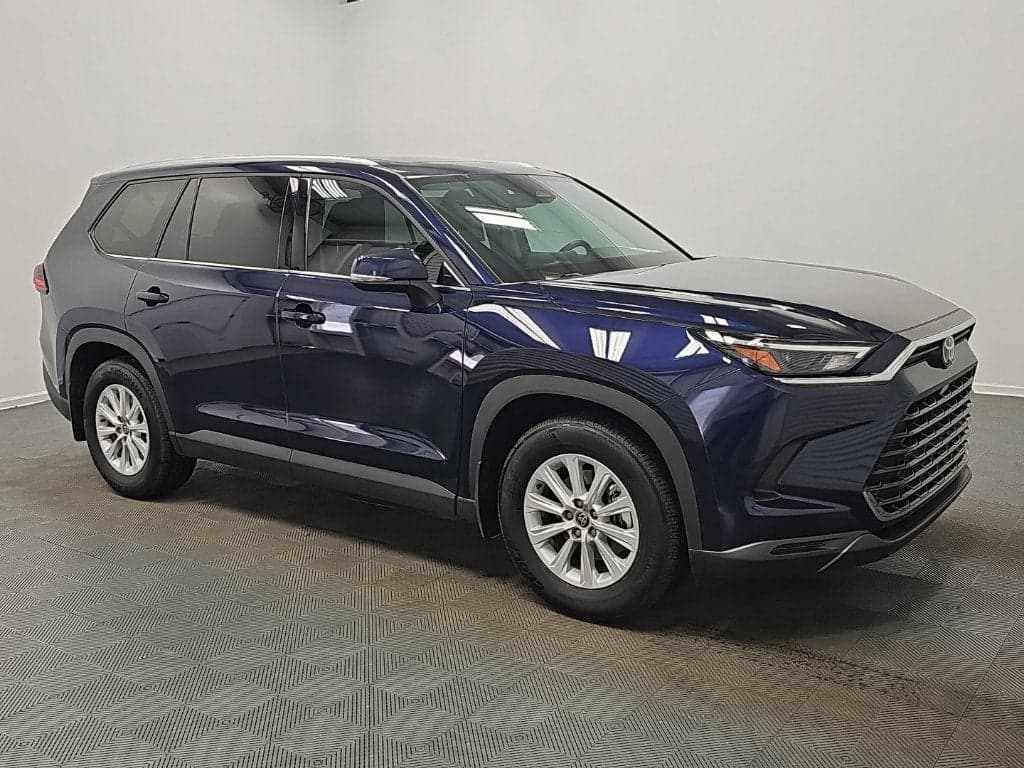 2026 Toyota Grand Highlander Hybrid XLE — photo 1 of 5