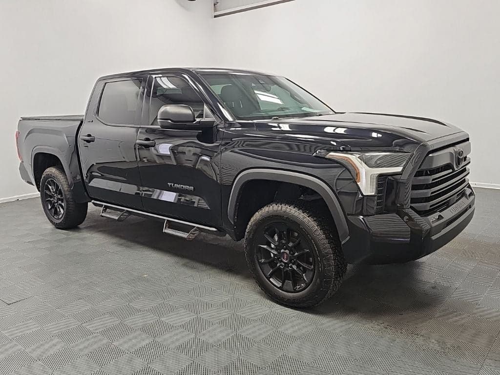 2025 Toyota Tundra SR5 — photo 1 of 63