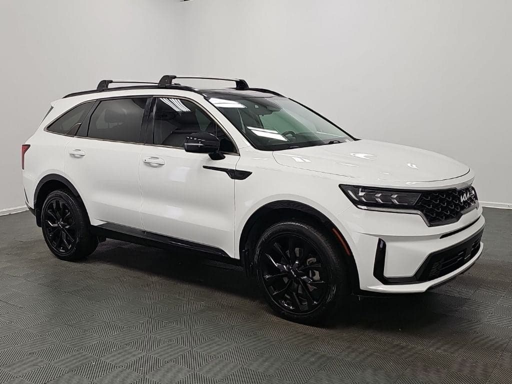 2022 Kia Sorento SX — photo 1 of 67