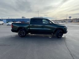Extra Photo