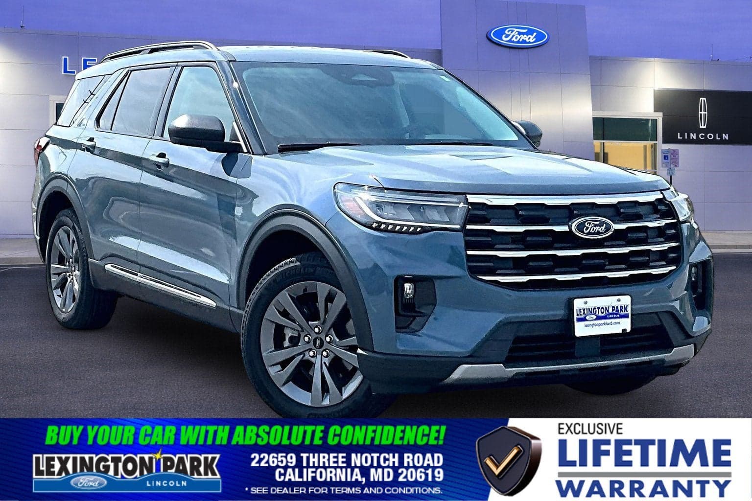 2025 Ford Explorer Active — photo 1 of 35