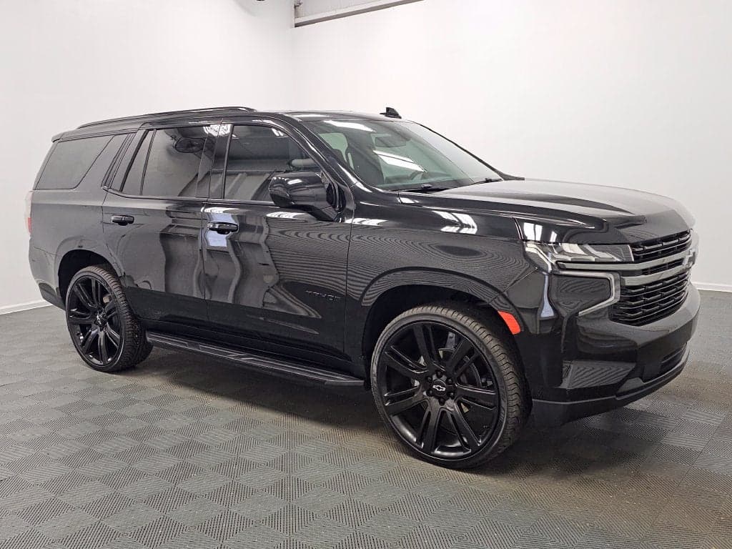 2021 Chevrolet Tahoe RST — photo 1 of 5