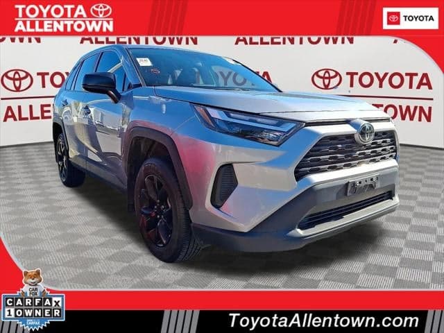 2025 Toyota RAV4 LE — photo 1 of 11