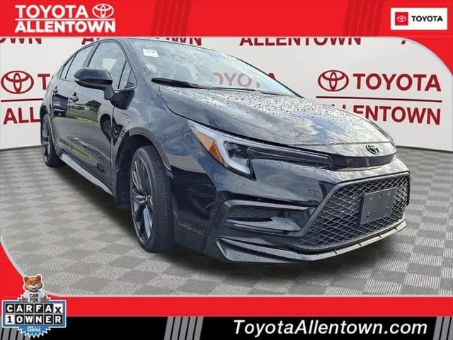 2025 Toyota Corolla SE — photo 1 of 5