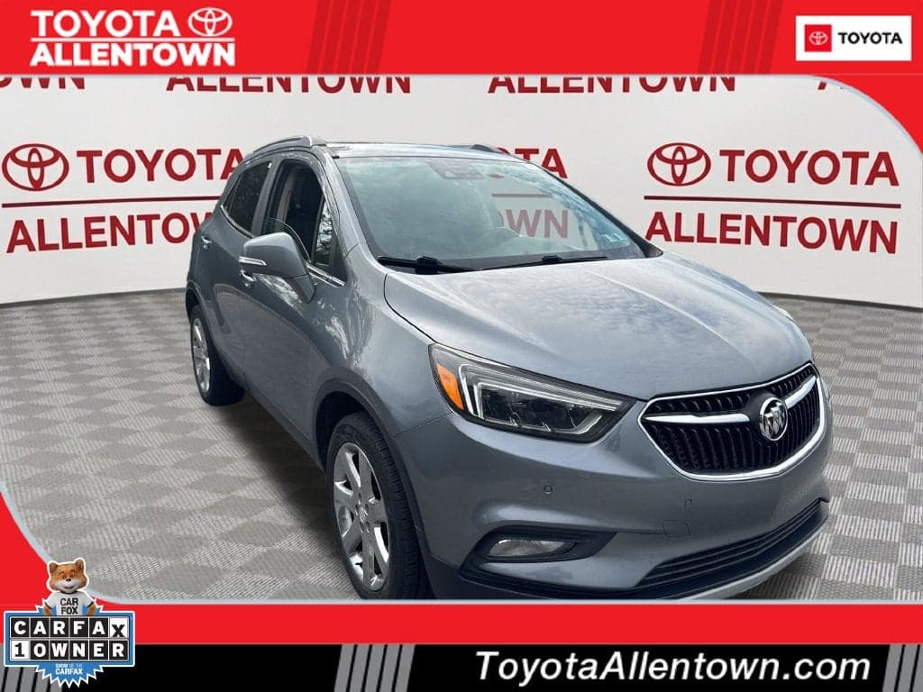 2019 Buick Encore Essence — photo 1 of 34