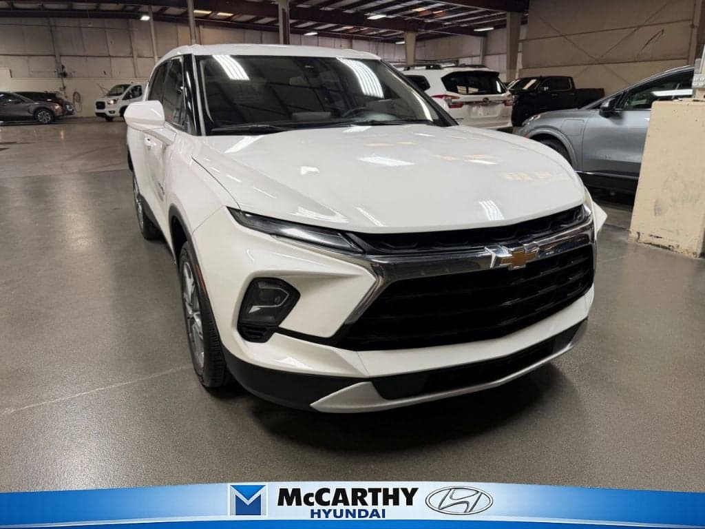 2024 Chevrolet Blazer LT — photo 1 of 9
