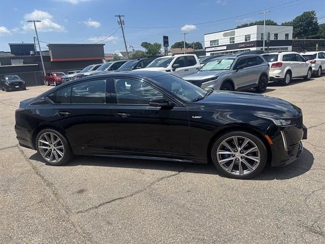 2020 Cadillac CT5 V-Series — photo 1 of 25