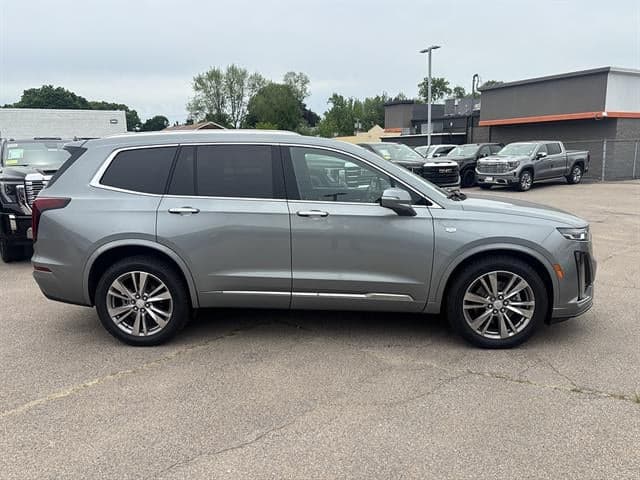 2023 Cadillac XT6 AWD Premium Luxury — photo 1 of 28