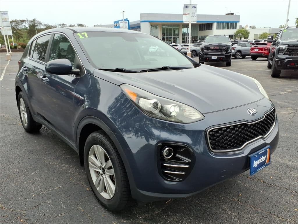 2017 Kia Sportage LX — photo 1 of 28