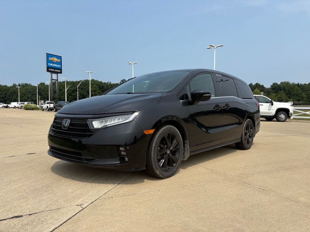 2023 Honda Odyssey Sport — photo 1 of 28