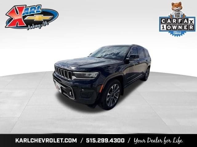 2021 Jeep Grand Cherokee L Overland — photo 1 of 10