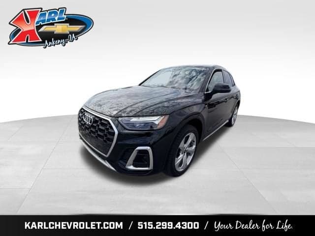 2022 Audi Q5 S line Premium Plus — photo 1 of 13