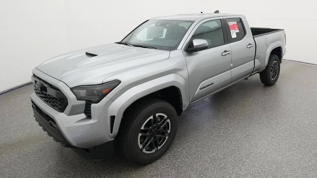 2026 Toyota Tacoma TRD Sport — photo 1 of 33