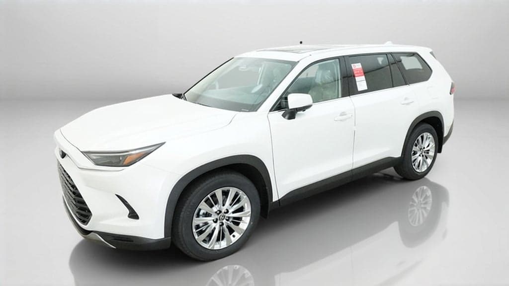 2026 Toyota Grand Highlander Platinum — photo 1 of 5