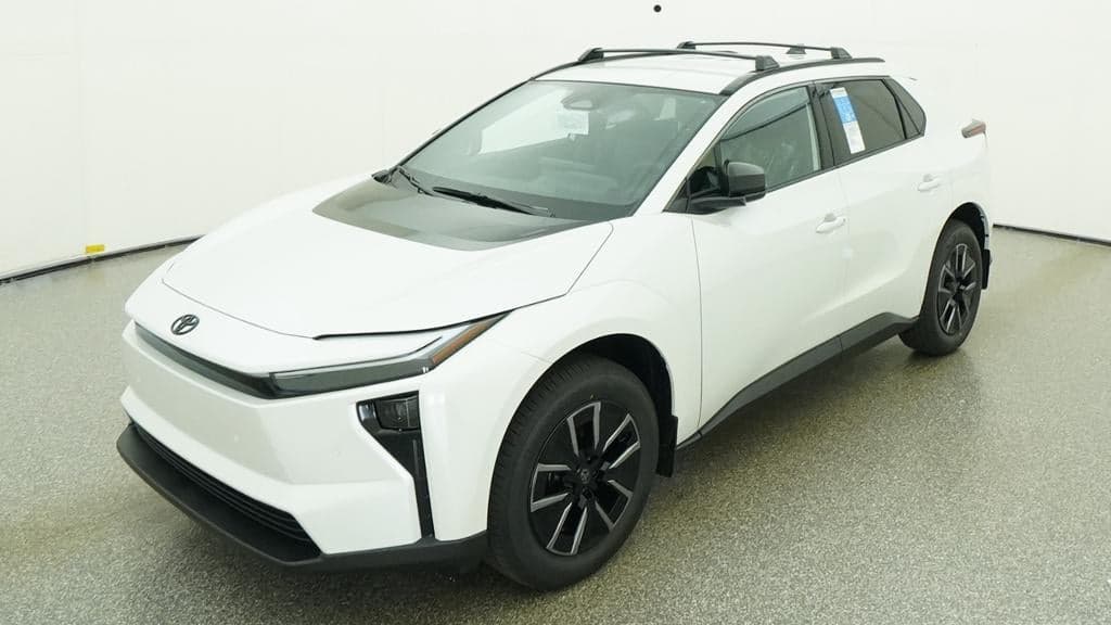 2026 Toyota bZ XLE — photo 1 of 33
