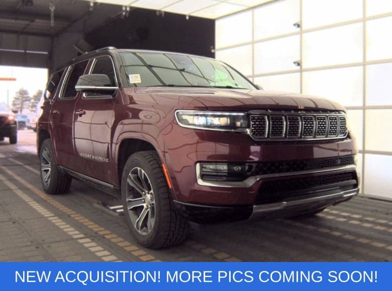 2023 Jeep Grand Wagoneer Base — photo 1 of 22