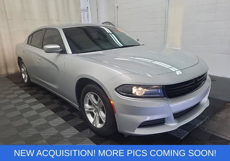 2020 Dodge Charger SXT — photo 1 of 18