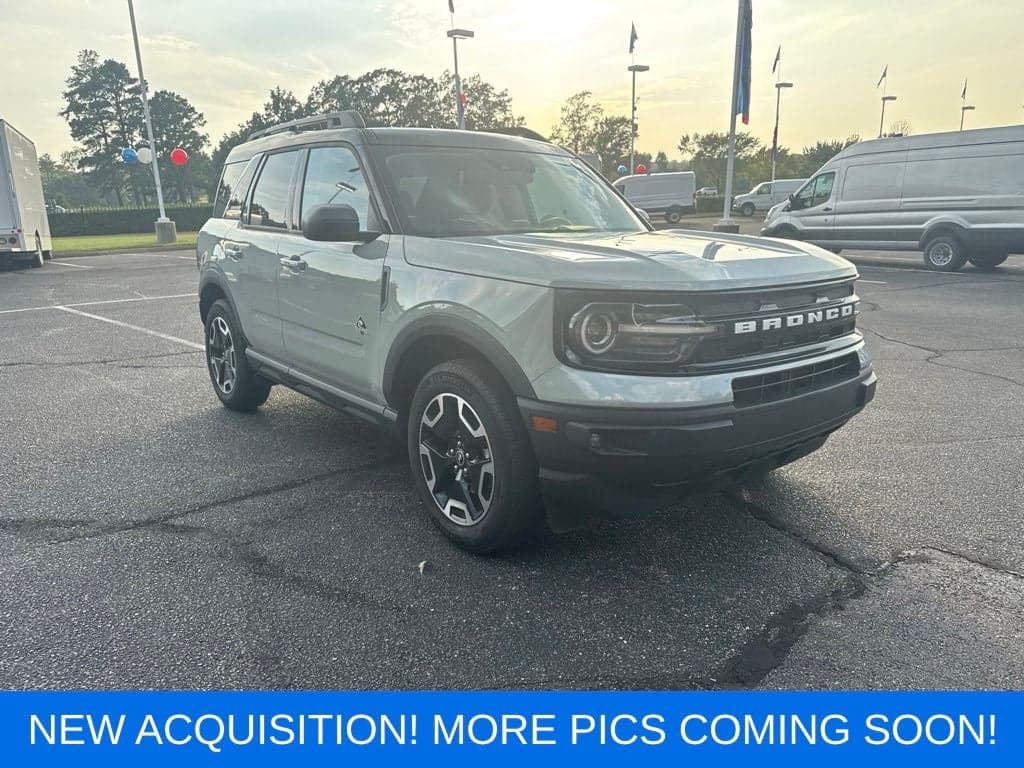 2024 Ford Bronco Sport Outer Banks — photo 1 of 20