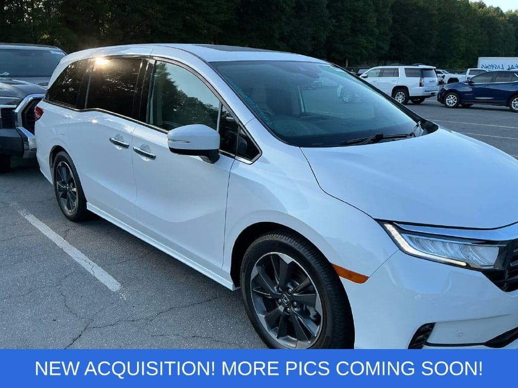 2024 Honda Odyssey Elite — photo 1 of 5