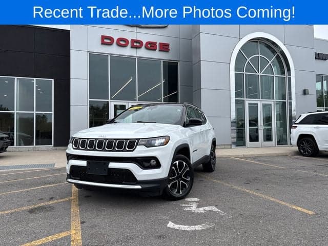 2023 Jeep Compass Limited — photo 1 of 3