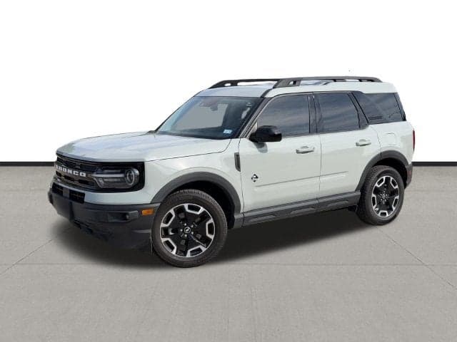 2023 Ford Bronco Sport Outer Banks — photo 1 of 23