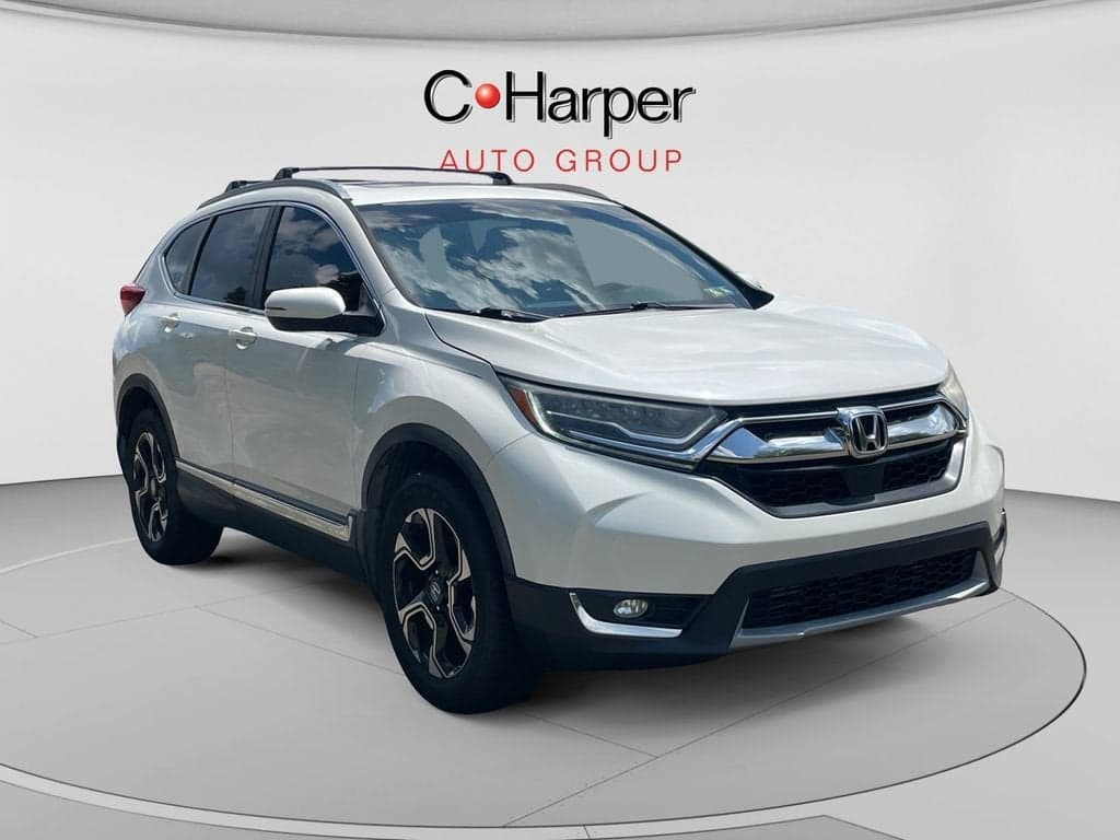 2017 Honda CR-V Touring — photo 1 of 34