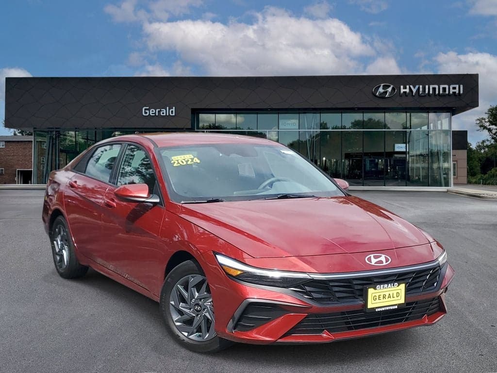 2024 Hyundai Elantra SEL — photo 1 of 46